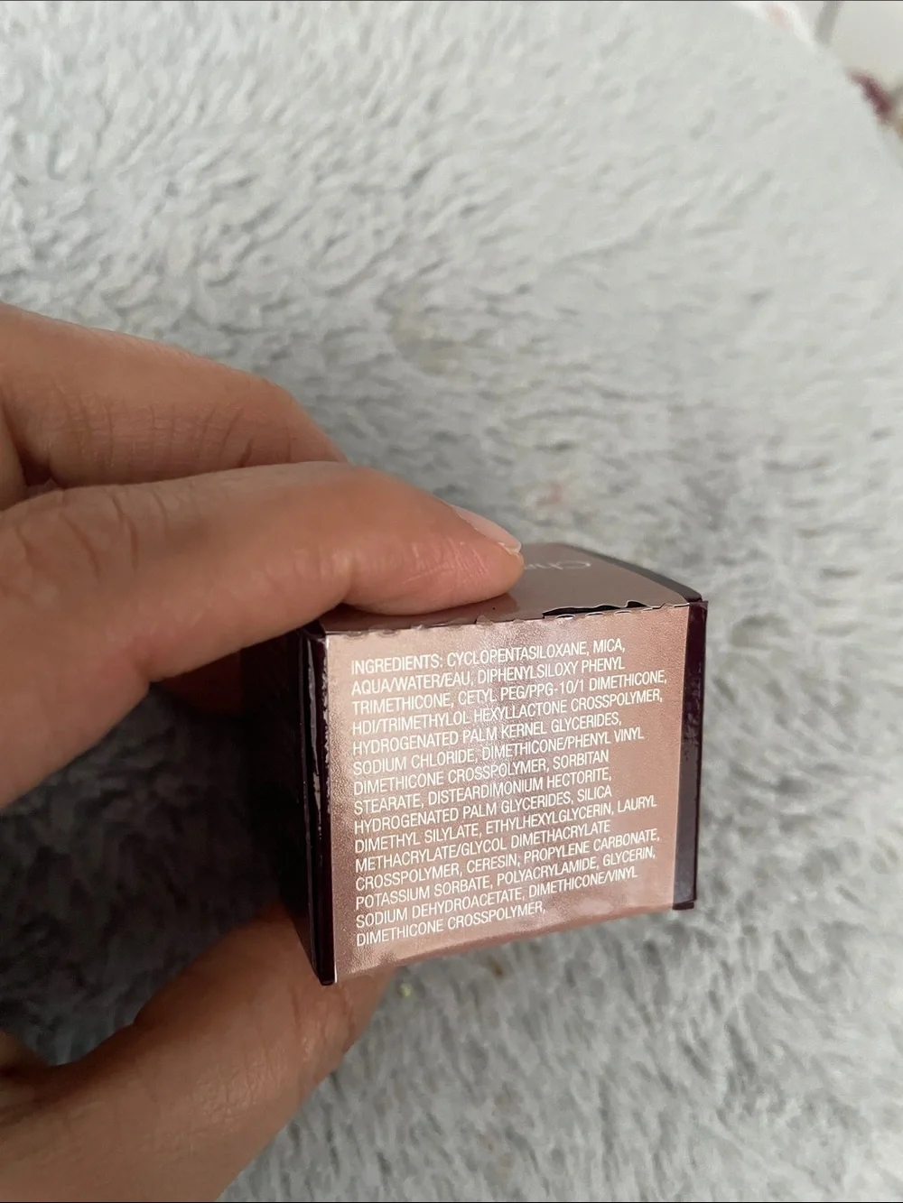 Charlotte Tilbury Eyes to Mesmerise Cream Shadow - Deep Wine with Gold Accents